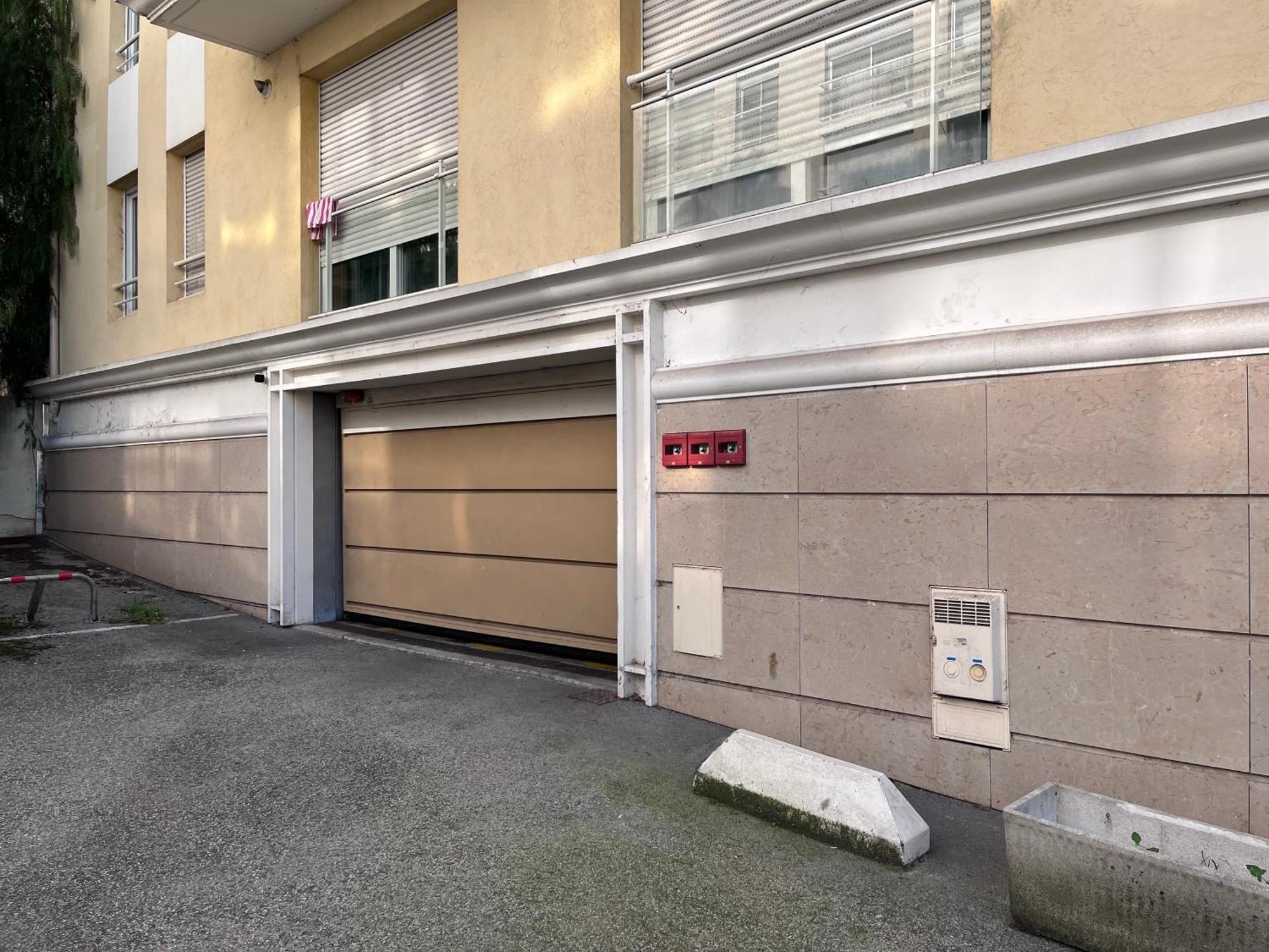 Studio Terrasse Et Parking Prive Ница Екстериор снимка